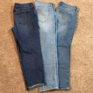🌻3 old navy boyfriend jeans🌻